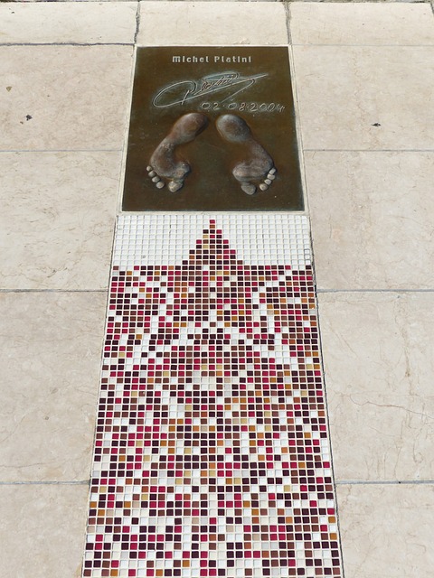 的稳固表现 的稳固表现